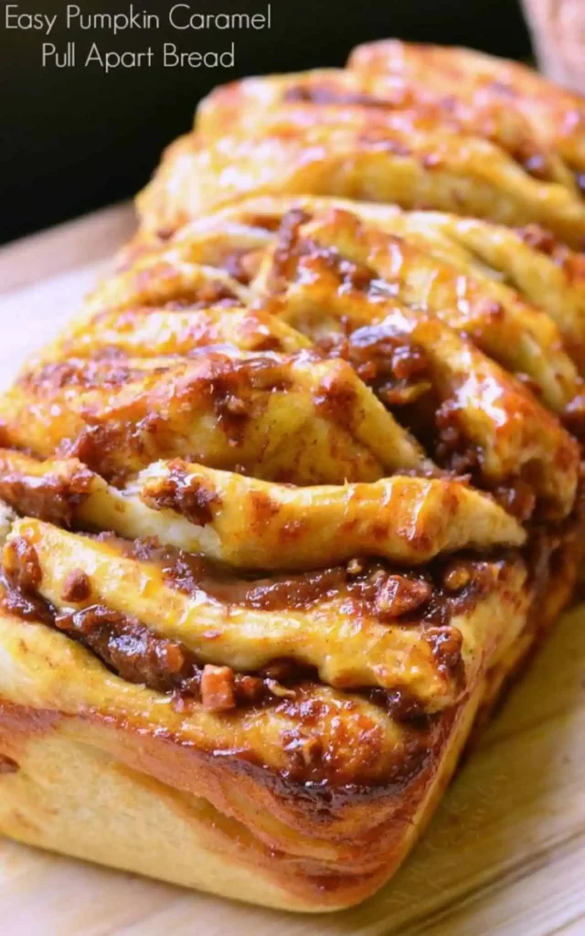 Easy-Pumpkin-Pull-Apart-Bread-front