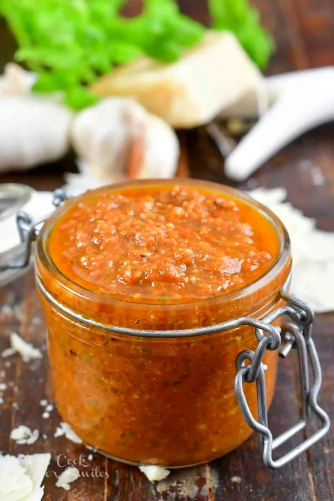 Sun-Dried-Tomato-Pesto-Pesto-Rosso-side-view